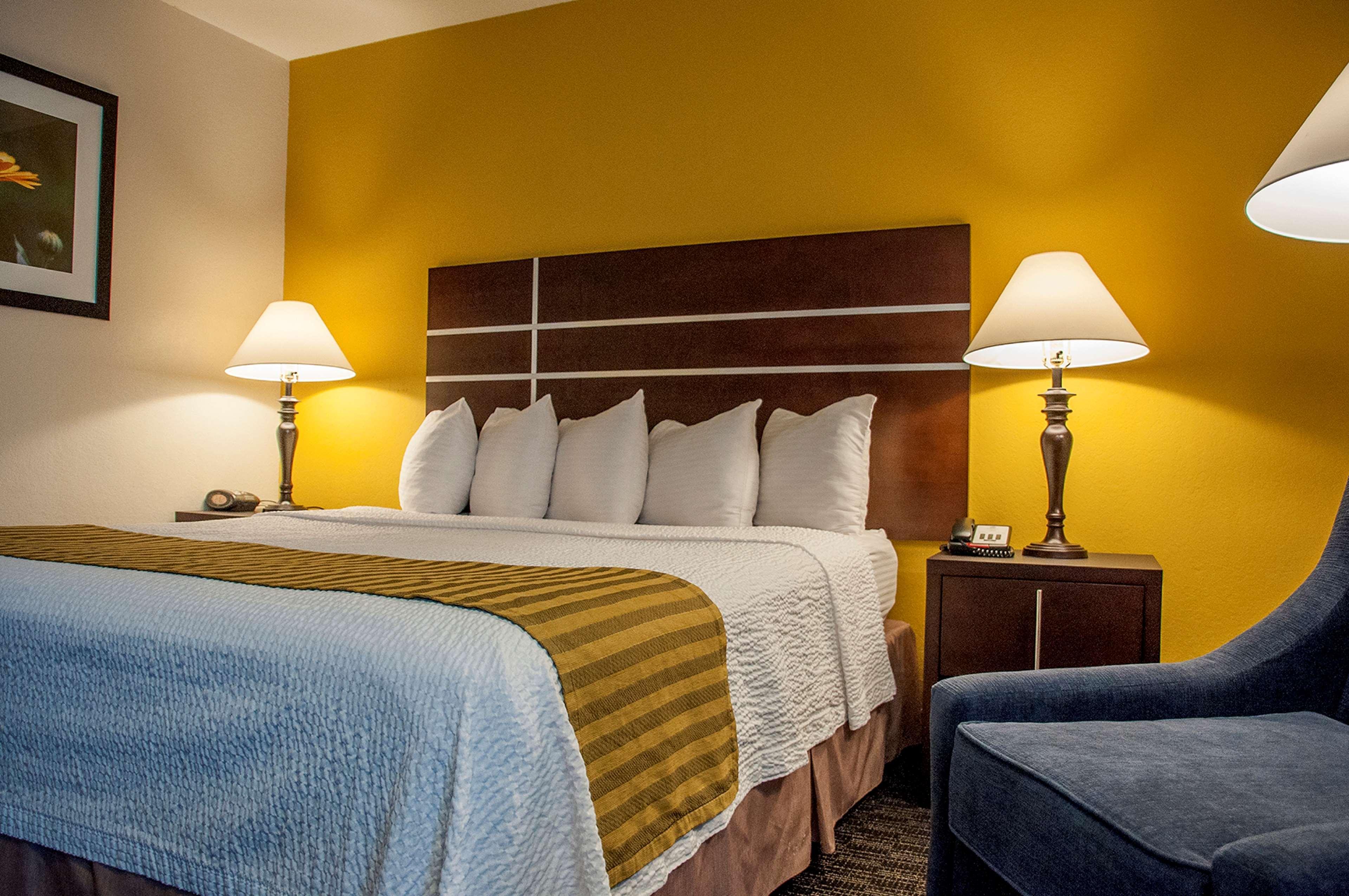 Best Western Village Inn Fresno Eksteriør bilde