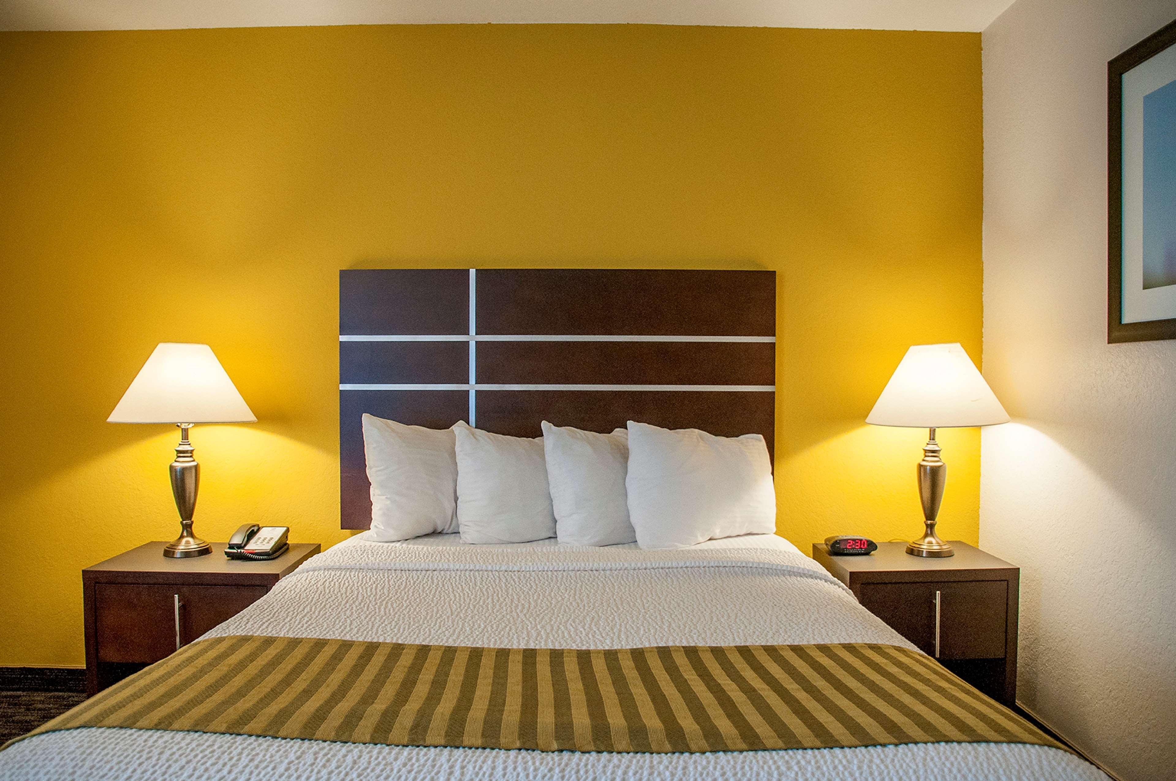 Best Western Village Inn Fresno Eksteriør bilde